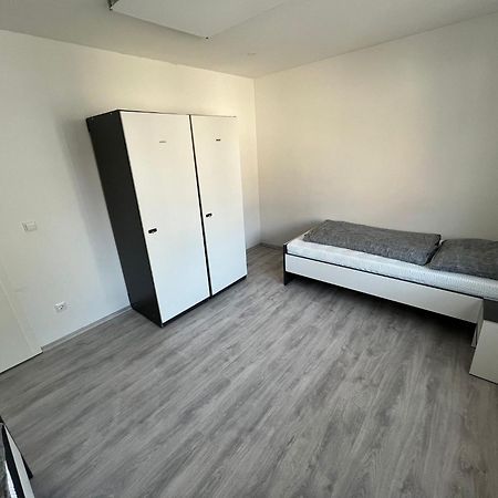 Wohnungen Fuer Montuere Studenten Reisende Bielefeld Esterno foto